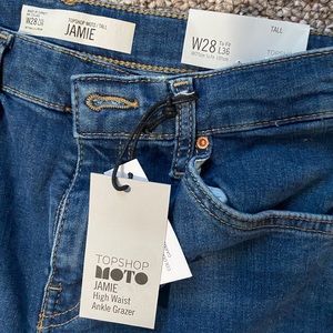 Size 28 TALL topshop jeans